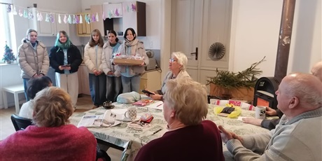 Powiększ grafikę: dzien-babci-i-dziadka-670770.jpg