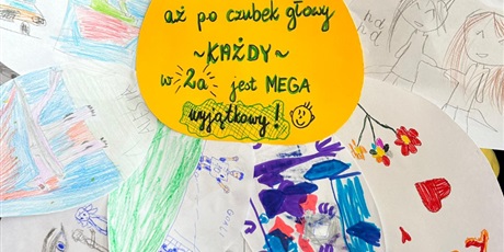 Powiększ grafikę: dzien-kropki-553267.jpg