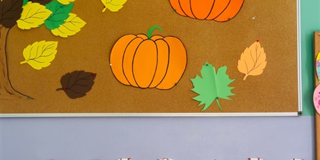 Powiększ grafikę: jesien-w-swietlicy-654837.jpg