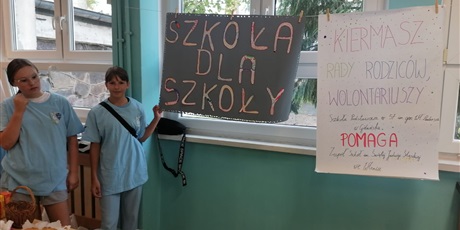 Powiększ grafikę: kiermasz-szkola-dla-szkoly-555363.jpg