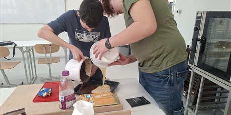 Powiększ grafikę: kilka-kadrow-z-naszych-piatkowych-dni-otwartych-678673.jpg