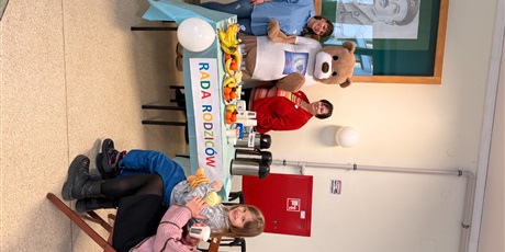 Powiększ grafikę: kilka-kadrow-z-naszych-piatkowych-dni-otwartych-678675.jpg