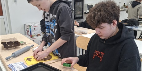 Powiększ grafikę: lekcja-techniki-667767.jpg