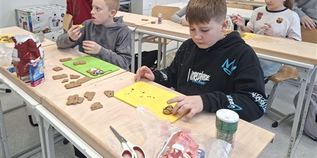 Powiększ grafikę: lekcja-techniki-667772.jpg