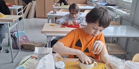 Powiększ grafikę: lekcja-techniki-667777.jpg