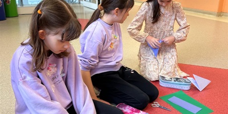 Powiększ grafikę: lekcje-kolezenskie-wedlug-wlasnych-pomyslow-686154.jpg