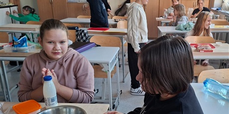 Powiększ grafikę: lekcje-techniki-w-klasie-va-zajecia-praktyczne-kulinarne-649360.jpg