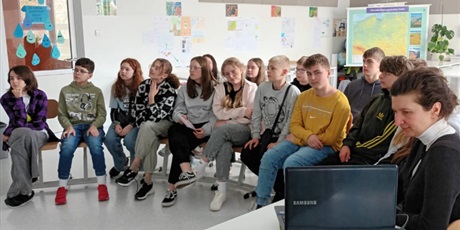Powiększ grafikę: miedzynarodowa-wspolpraca-z-uczniami-pawlynskiej-szkoly-z-obwodu-odesskiego-607777.jpg