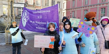 Powiększ grafikę: miedzynarodowy-dzien-wolontariusza-489060.jpg