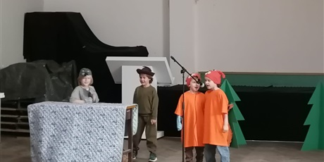 Powiększ grafikę: niespodzianka-dla-seniorow-z-domu-dziennego-pobytu-senior-wigor-705618.jpg