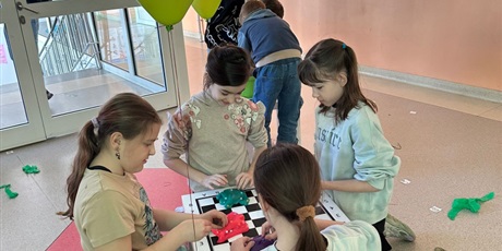 Powiększ grafikę: obchody-dnia-swietego-patryka-w-naszej-szkole-681166.jpg