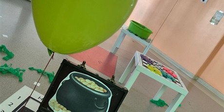 Powiększ grafikę: obchody-dnia-swietego-patryka-w-naszej-szkole-681169.jpg