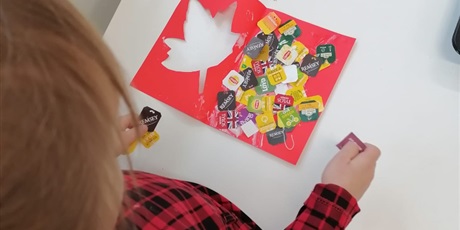 Powiększ grafikę: odwiedziny-w-bibliotece-662533.jpg