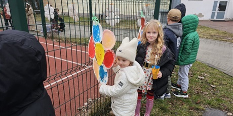 Powiększ grafikę: pani-wiosna-686165.jpg