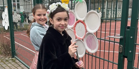 Powiększ grafikę: pani-wiosna-686170.jpg