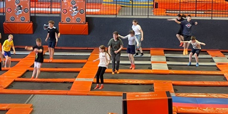 Powiększ grafikę: park-trampolin-jumpcity-617061.jpg