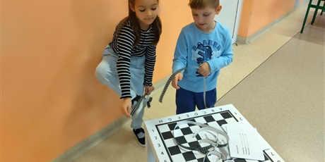 Powiększ grafikę: projekt-z-matematyka-na-dobry-poczatek-662567.jpg