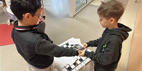 Powiększ grafikę: projekt-z-matematyka-na-dobry-poczatek-662578.jpg