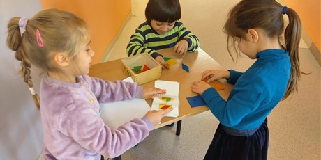 Powiększ grafikę: projekt-z-matematyka-na-dobry-poczatek-662584.jpg