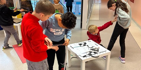 Powiększ grafikę: projekt-z-matematyka-na-dobry-poczatek-662587.jpg