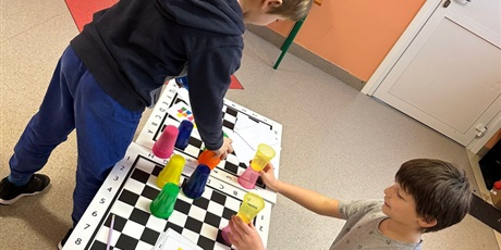 Powiększ grafikę: projekt-z-matematyka-na-dobry-poczatek-662591.jpg