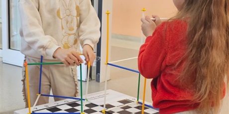 Powiększ grafikę: projekt-z-matematyka-na-dobry-poczatek-662593.jpg