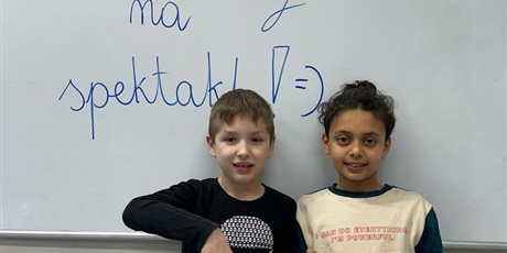Powiększ grafikę: przedstawienia-wedlug-wlasnych-pomyslow-klasa-druga-610534.jpg