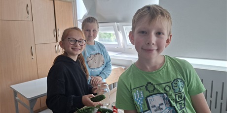 Powiększ grafikę: przetwory-z-sezonowych-owocow-i-warzyw-648265.jpg