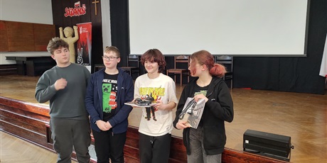 Powiększ grafikę: rozgrywki-ligi-planszowek-ipn-w-gre-mis-wojtek-676984.jpg