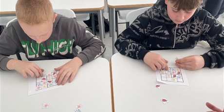 Powiększ grafikę: wiosenny-dzien-matematyki-686181.jpg