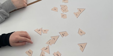 Powiększ grafikę: wiosenny-dzien-matematyki-686183.jpg