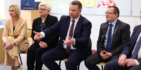 Powiększ grafikę: wizytacja-ministra-edukacji-i-nauki-350026.jpg