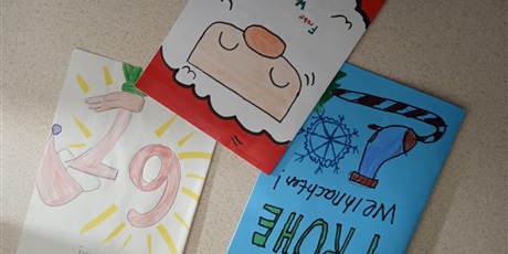 Powiększ grafikę: wymiana-kartek-667837.jpg