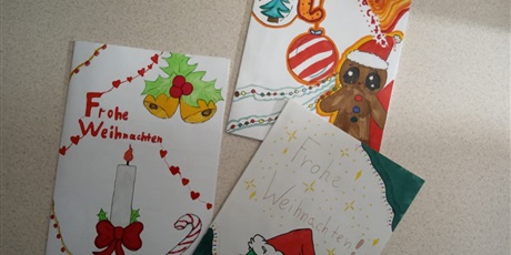 Powiększ grafikę: wymiana-kartek-667838.jpg