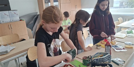 Powiększ grafikę: zajecia-kulinarne-654048.jpg