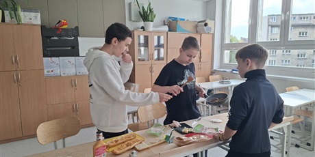 Powiększ grafikę: zajecia-kulinarne-654051.jpg