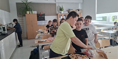 Powiększ grafikę: zajecia-kulinarne-654054.jpg