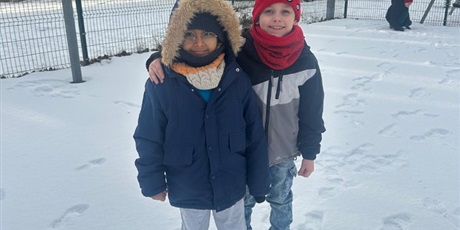 Powiększ grafikę: zimowe-zabawy-669410.jpg