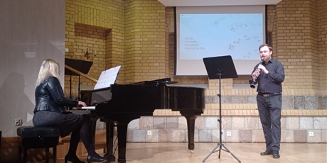 Audycja muzyczna na temat klarnetu